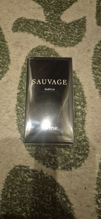 Nowe 100% oryginalne Perfumy Dior  savague Parfum poj. 60ml
