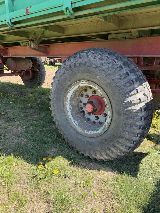 Przyczepy HL 8011