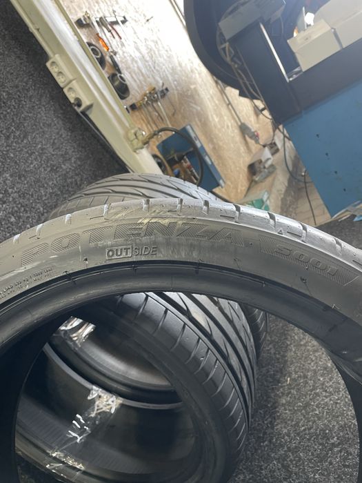 Bridgestone 225/40R18 Potenza S001