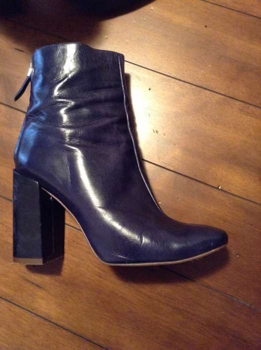Botins azuis escuros -coleção outono/inverno -2015 Zara - 45€ + portes