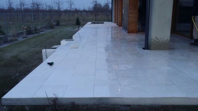 Układanie kostki brukowej