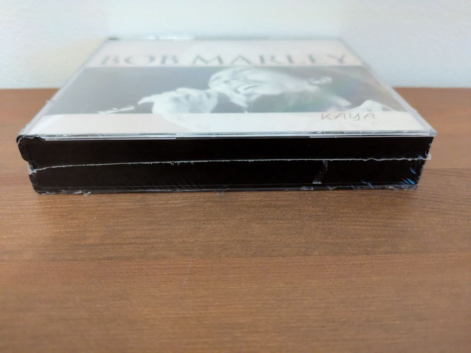 NOVO e SELADO Duplo CD " Bob Marley "