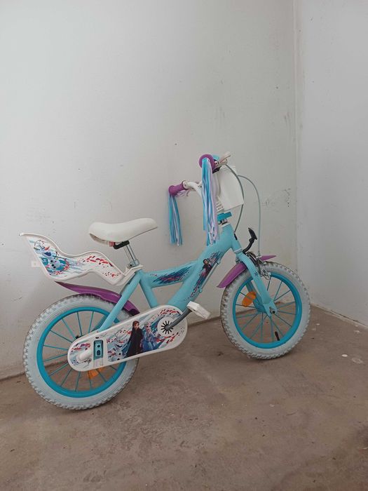 Bicicleta menina