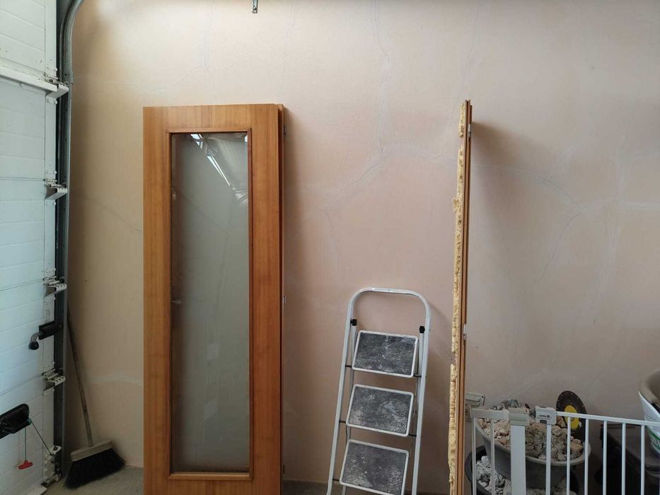 Móvel WC, resguardo, porta e sofá-cama – GRÁTIS a quem vier buscar