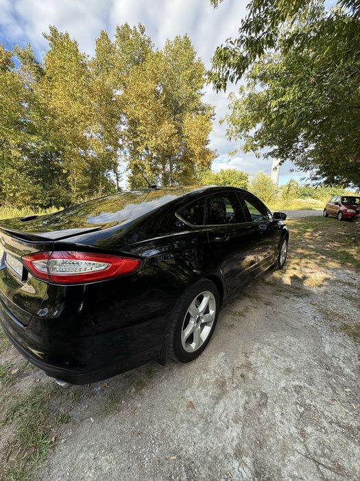Ford Fusion 2016