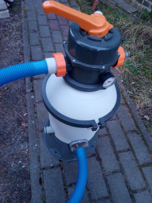 Filtr piaskowy z pompą  do basenu , oczka wodnego duży przerób wody.