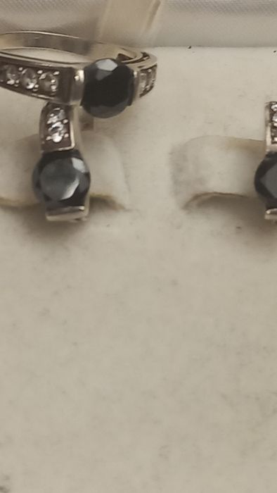 Сережки зі смарагдами!