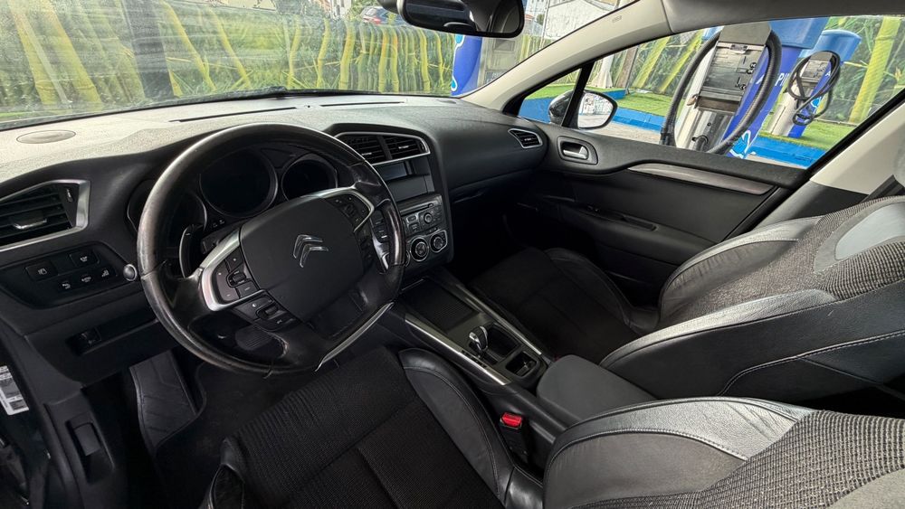 Citroën C4 e-HDi 2012 Automático – Diesel & Conforto Premium (Massageador!)