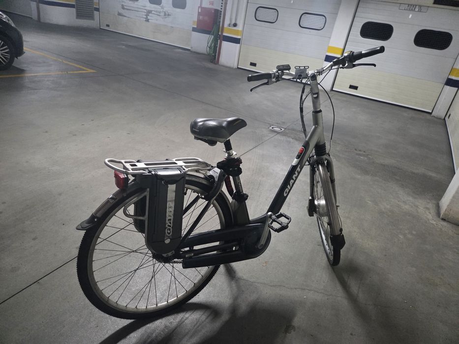 Bicicleta GIANT electrica