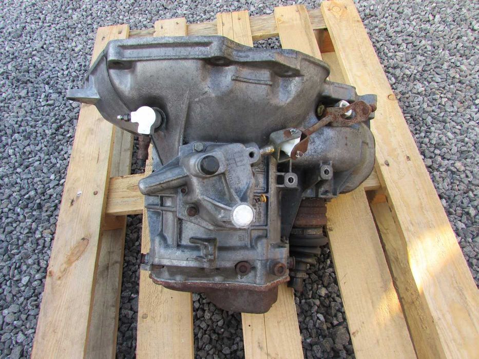 Skrzynia biegów opel vectra b 2.0 dti f18