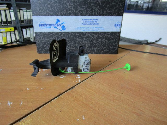 Pistola do depósito de combustível VOLVO V40 Hatchback