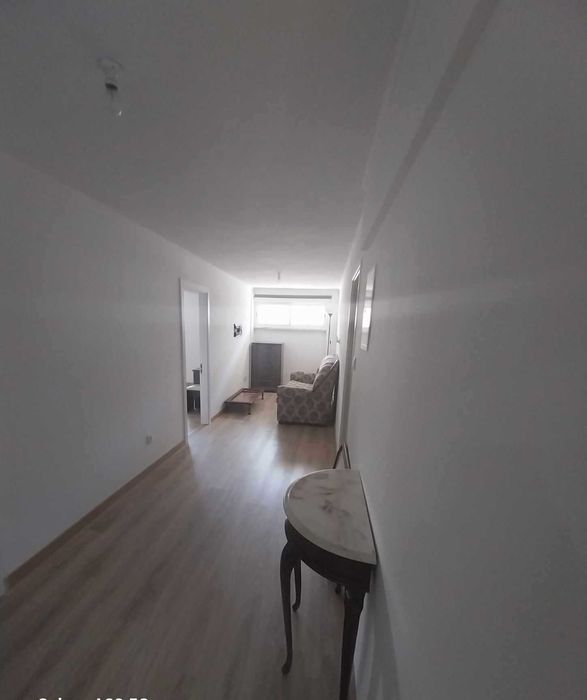 Quarto para arrendar em zona bastante calma e tranquila