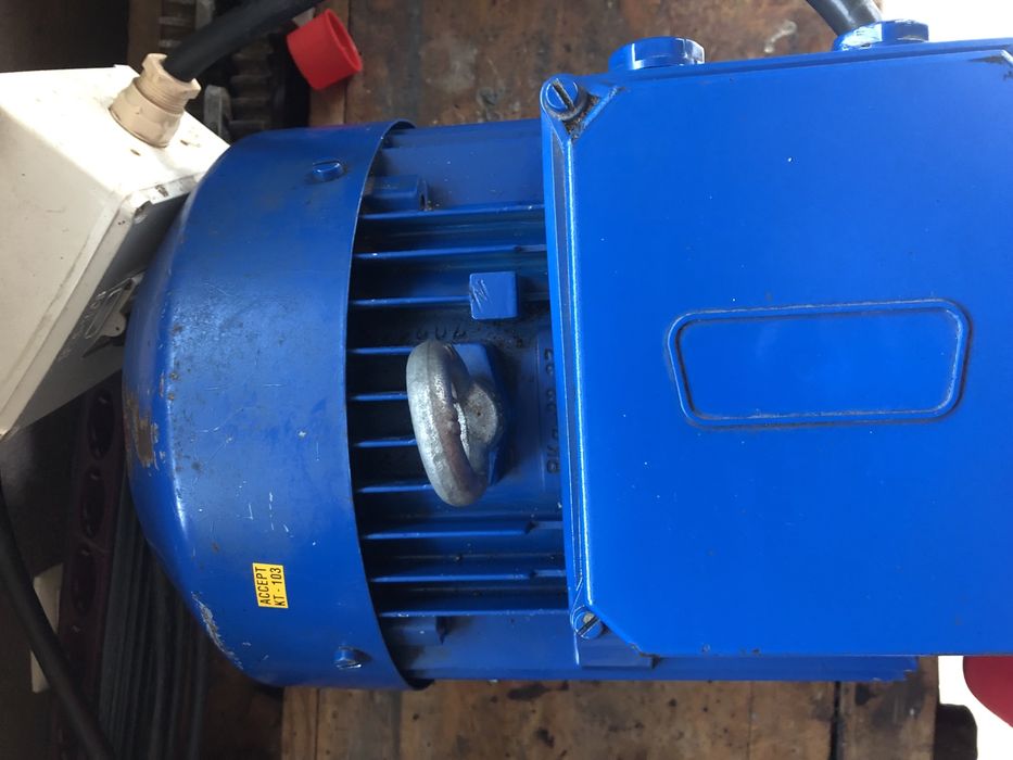 Motor  trifasico CANTONI