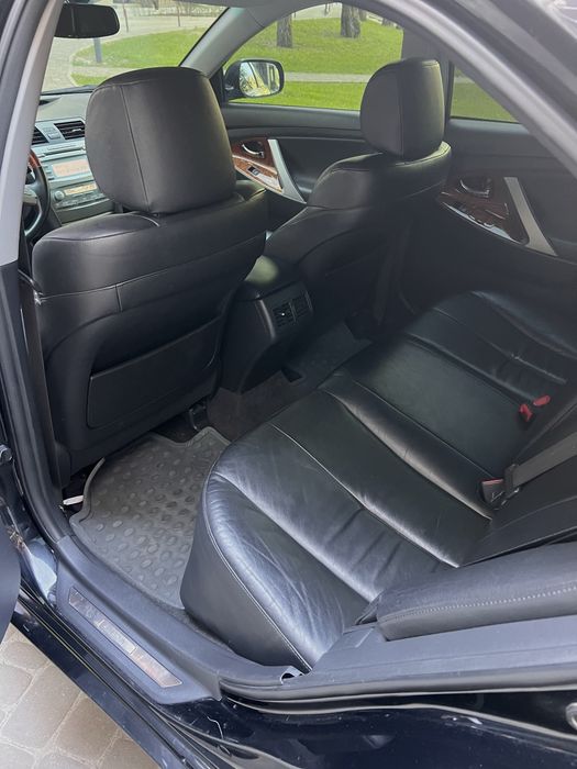 Продаж Toyota Camry 40