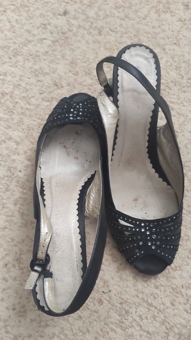 Жіноча весняна обув