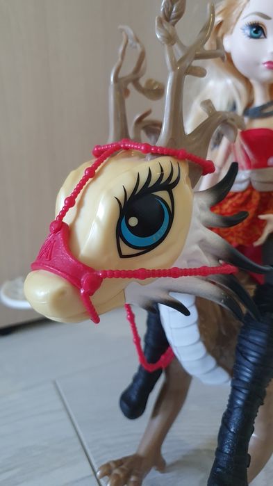 Набір Евер Афтер Хай Епл Вайт із Драконом. Dragon Games Apple White