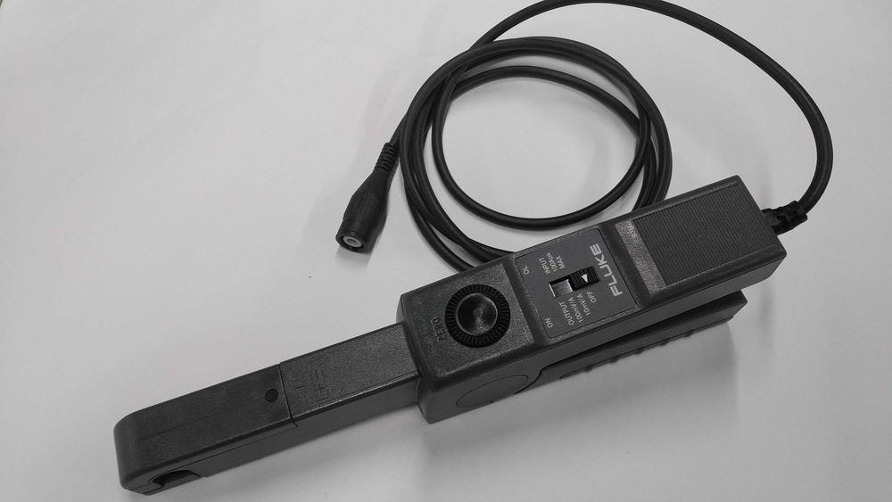 FLUKE  Sonda de corrente / pinça amperimétrica profissional para osciloscópio, modelo 80i-110s AC/DC com conector BNC