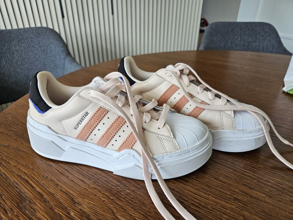 Adidas superstar