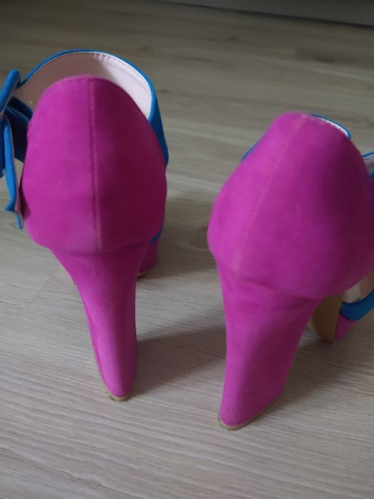 Eleganckie buty na imprezę roz.38