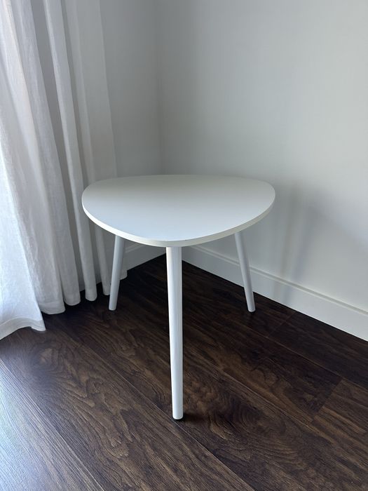Sofá cama Kasa OFERTA de mesa de apoio
