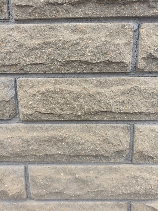 Облицювальна цегла рвана  на паркан б/в