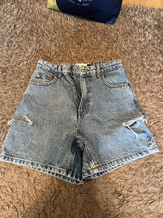 Джинсові шорти zara, розмір хс