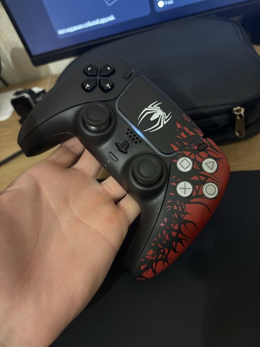 Продам dualsense spider man 2