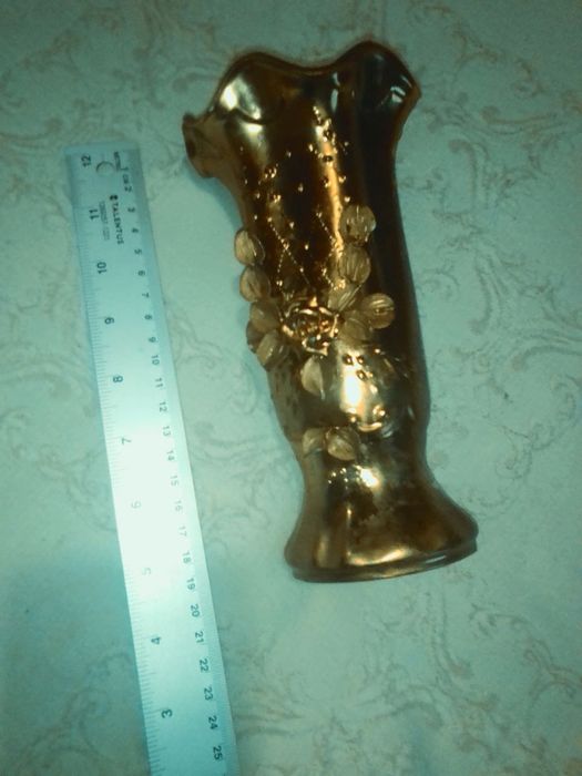 Ваза для цветов.