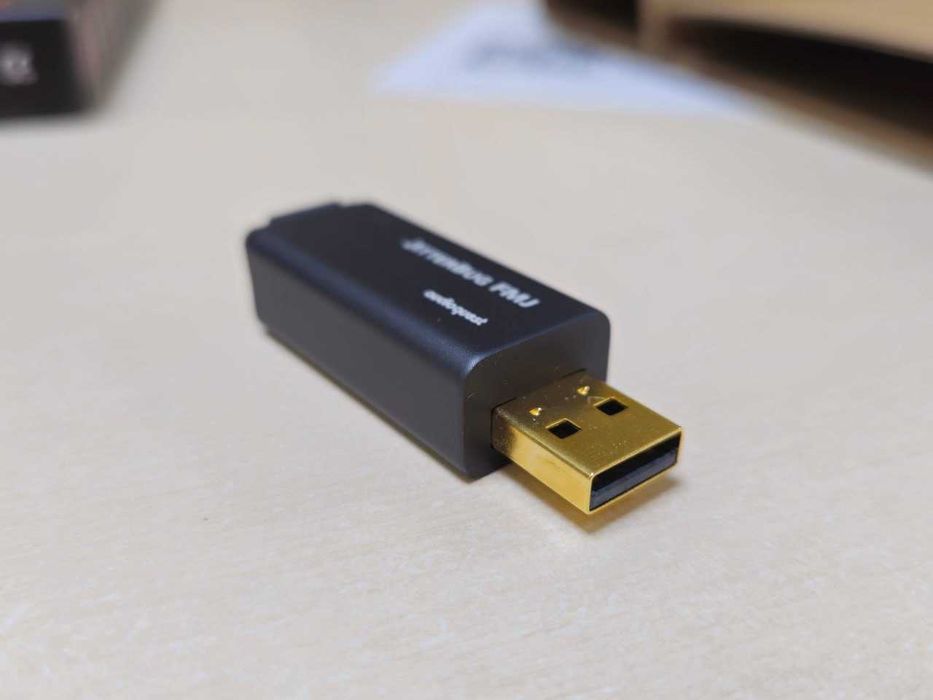 Аудіо AudioQuest JitterBug FMJ USB 2.0 Покращення якості звуку / Фільтр шумів даних та живлення