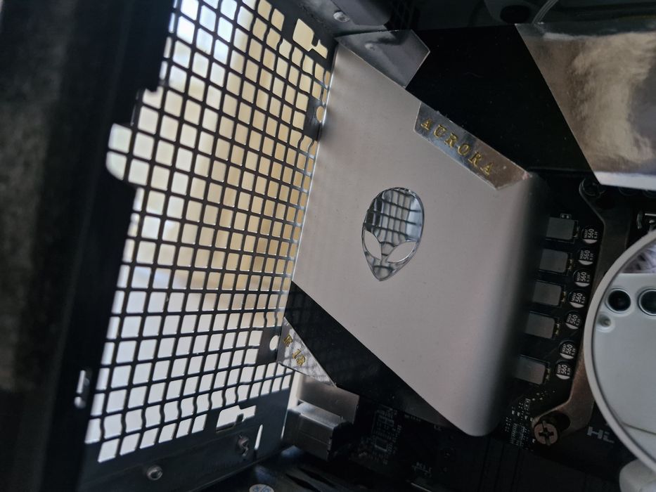 Інопланетна машина Alienware Aurora 13Pro Core i3 14100F 16GB DDR5 SSD 256Gb RTX 3060