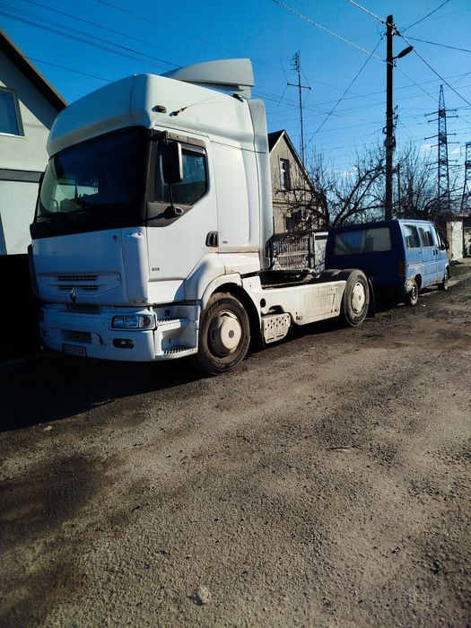 Renault Premium 385