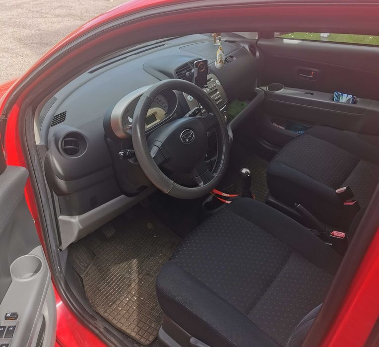 Daihatsu Sirion 1,0 2010r
