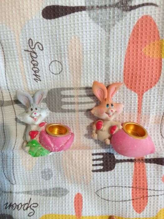 Підсвічники декоративні.