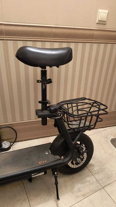 Продам электроскутер KUGOO Kirin С1+