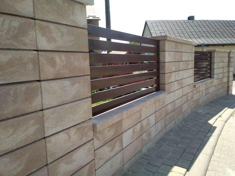 Montaż ogrodzeń łupanych, gładkich, bloczki,systemowe, siatka panelowa