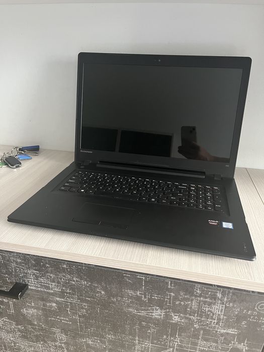 Laptop lenovo ideapad 300-17ISK