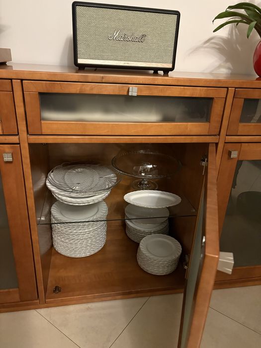 Aparador em madeira maciça cerejeira