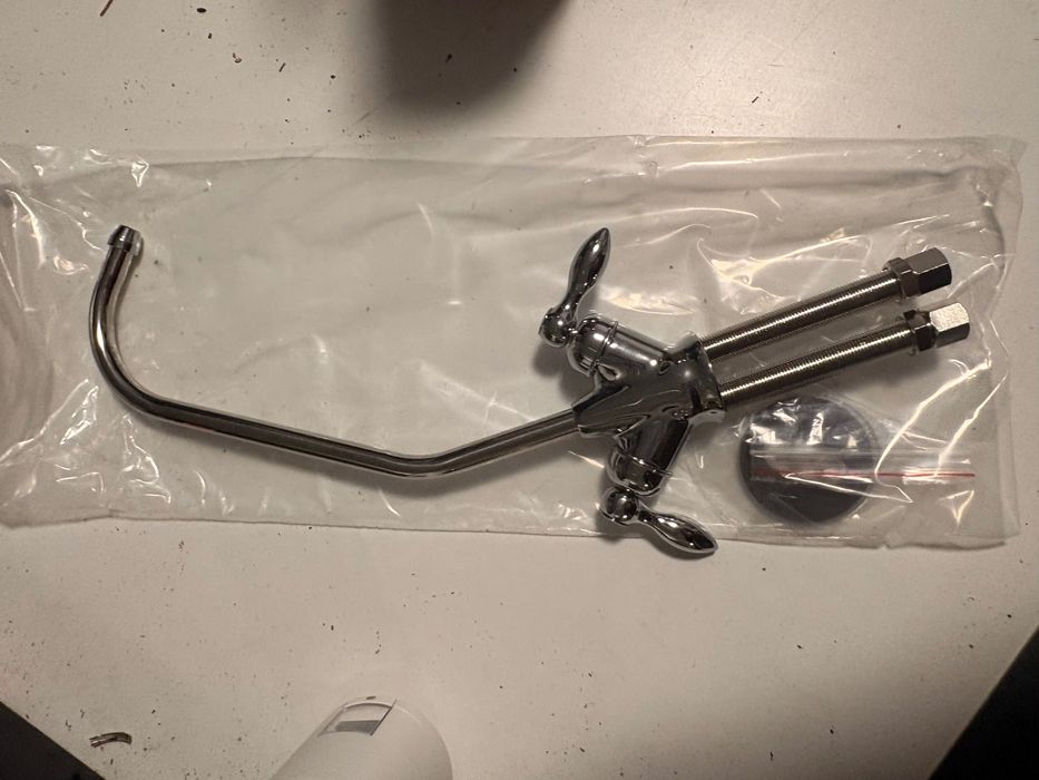 Nowa wylewka kranik do filtra wody  Podwójna