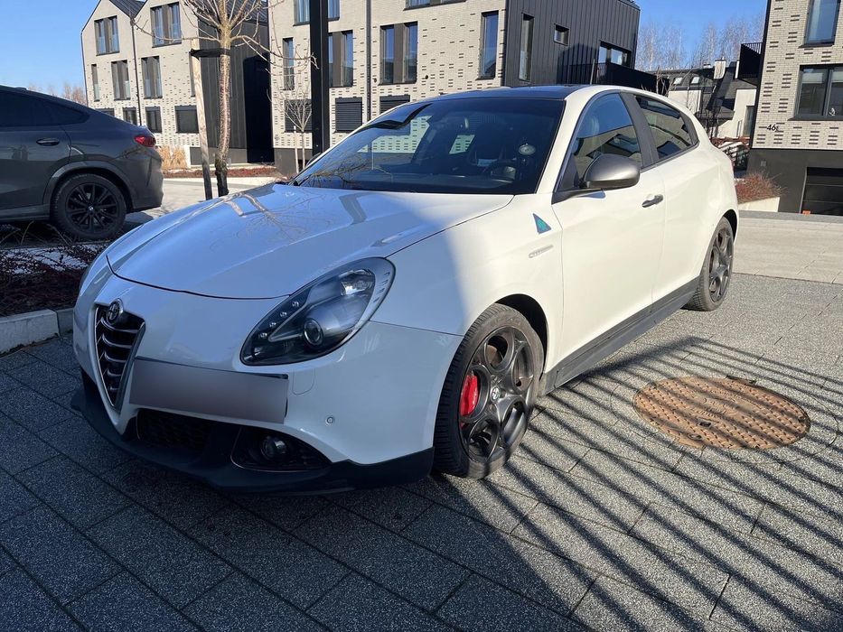 Alfa Romeo Giulietta Alfa Romeo Giulietta Quadrifoglio 1.75 TBi 240 KM | 2015 | 137 000 km
