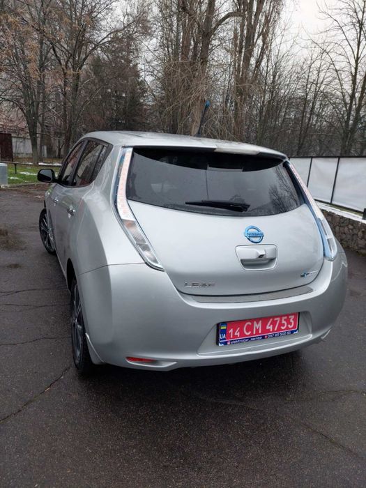 Nissan Leaf 2011