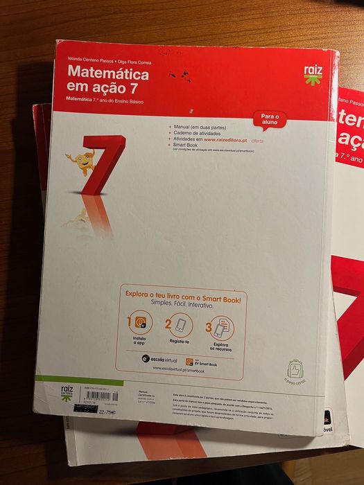 Manual e livro de atividades Matemática em ação 7