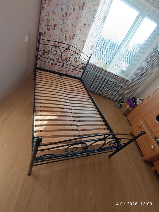 łóżko  młodzieżowe, robione na zamówienie