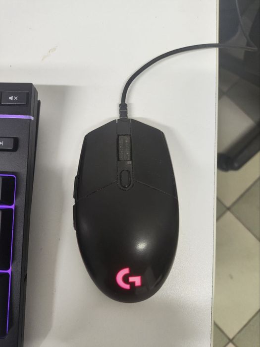 Мишка Logitech G102