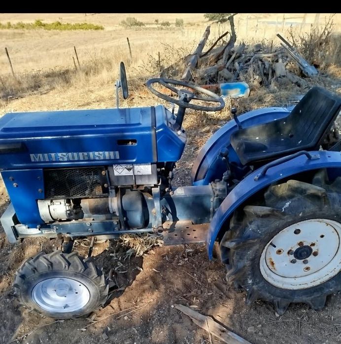 Trator Mitsubishi