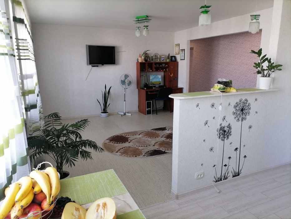 3 кімнатна квартира в цегляному будинку Гречани ,67 м2 Меблі+техніка