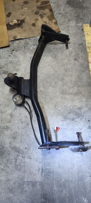 Engate de Reboque Toyota hiace