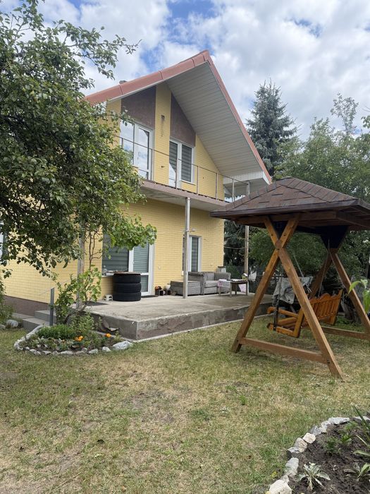 Сдам будинок в довгострокову аренду для родини