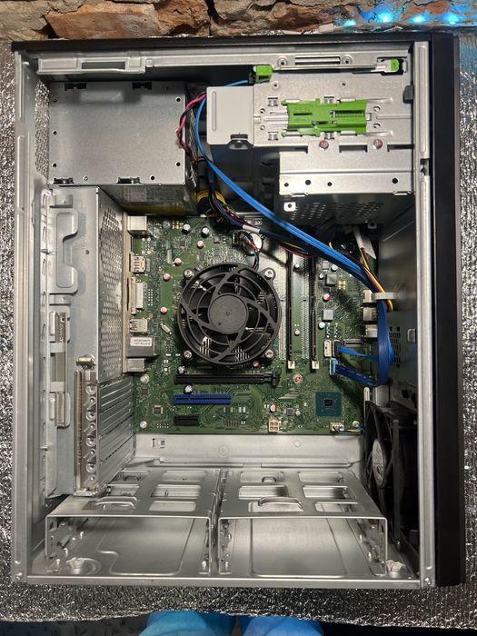 Системний блок Fujitsu Core i5 8400
