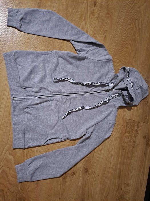 Bluza dziewczęca z kapturem Carmen / rozmiar 158 cm