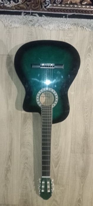 Гітара стан майже новий